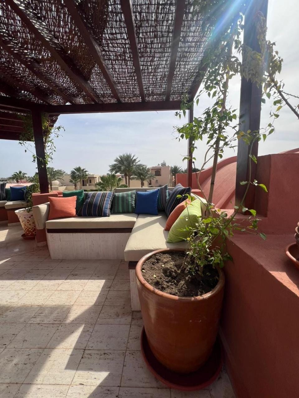 Cozy Home in El Kafr Downtown 2BR & Roof Apartment in Hurghada