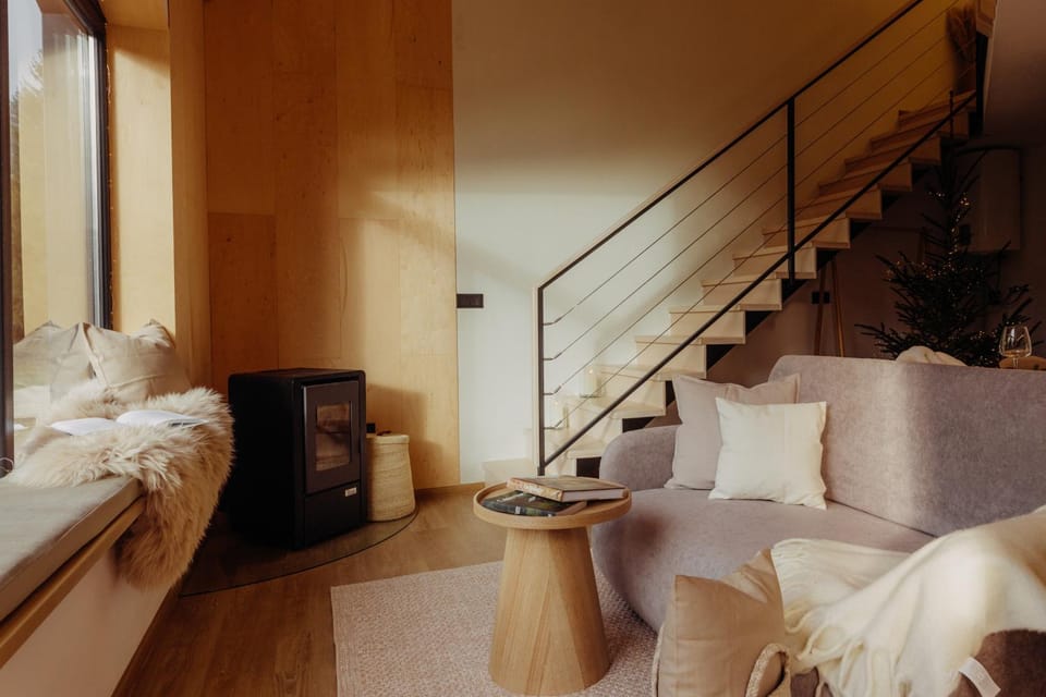 Living room, fireplace