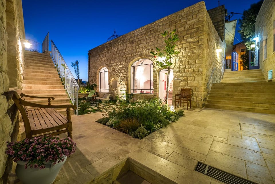 Patio, Night