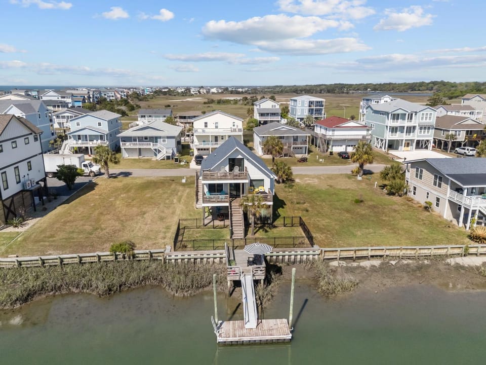 HB02 Oh My Sweet Lil Beach House House in Holden Beach