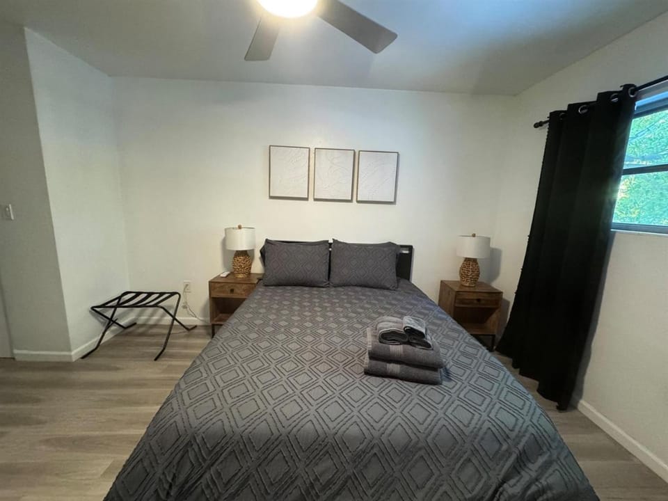 Location Lake Eola View 1 Bedroom condo Apartment in Orlando