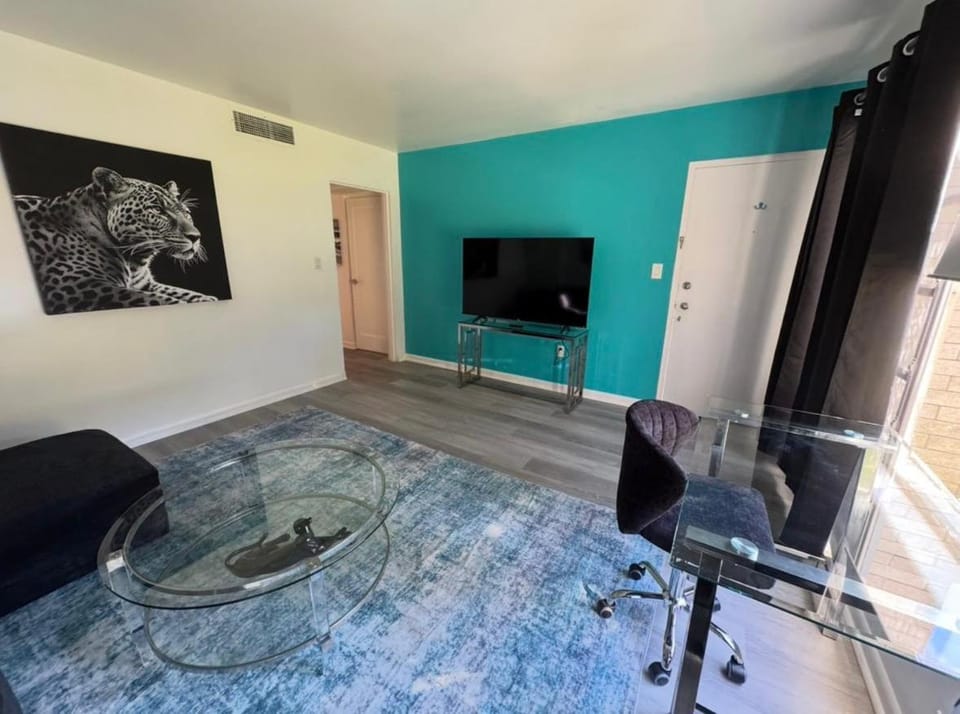 Modern Lake Eola Condo in the Heart of Thornton Park Apartment in Orlando