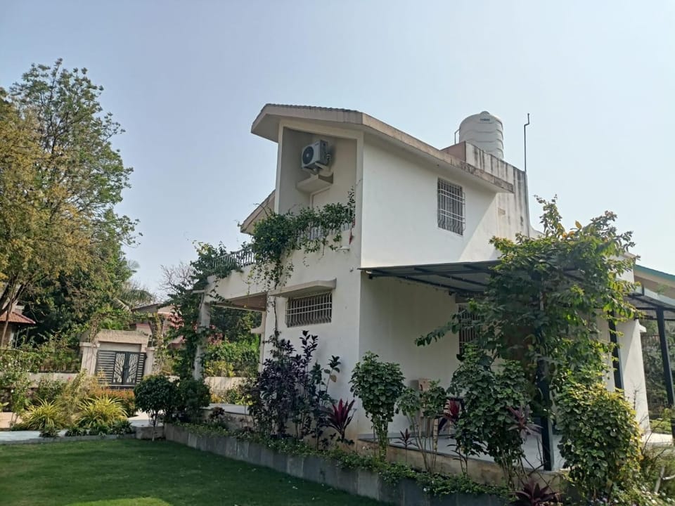 Aadarsh villa Villa in Maharashtra
