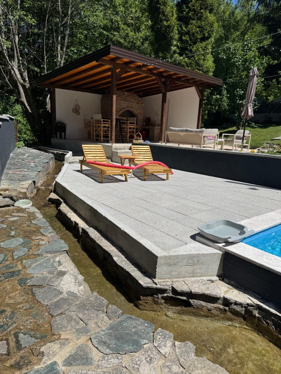 Patio, Garden view, Swimming pool, sunbed