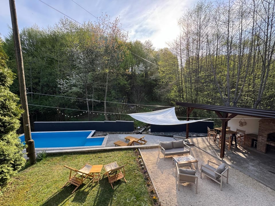 Pool view, Swimming pool