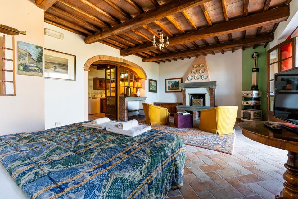 La finestra sul Chianti - with spa bath House in Castellina in Chianti