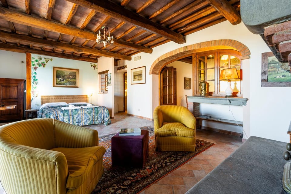 La finestra sul Chianti - with spa bath House in Castellina in Chianti
