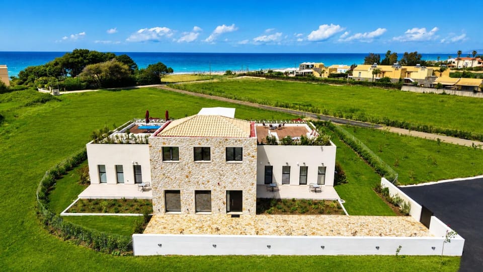 Bird's eye view, Garden view, Sea view