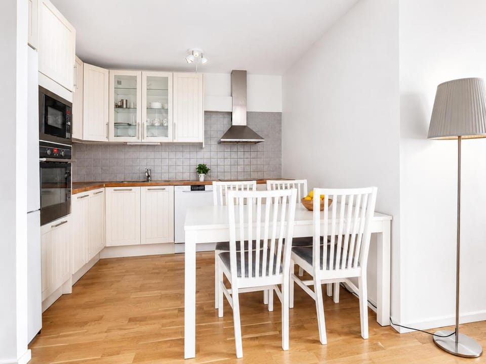 Kitchen or kitchenette, Communal kitchen, kitchen