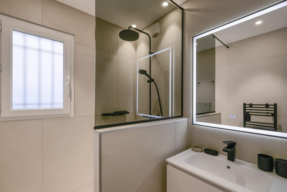 Shower, Bathroom