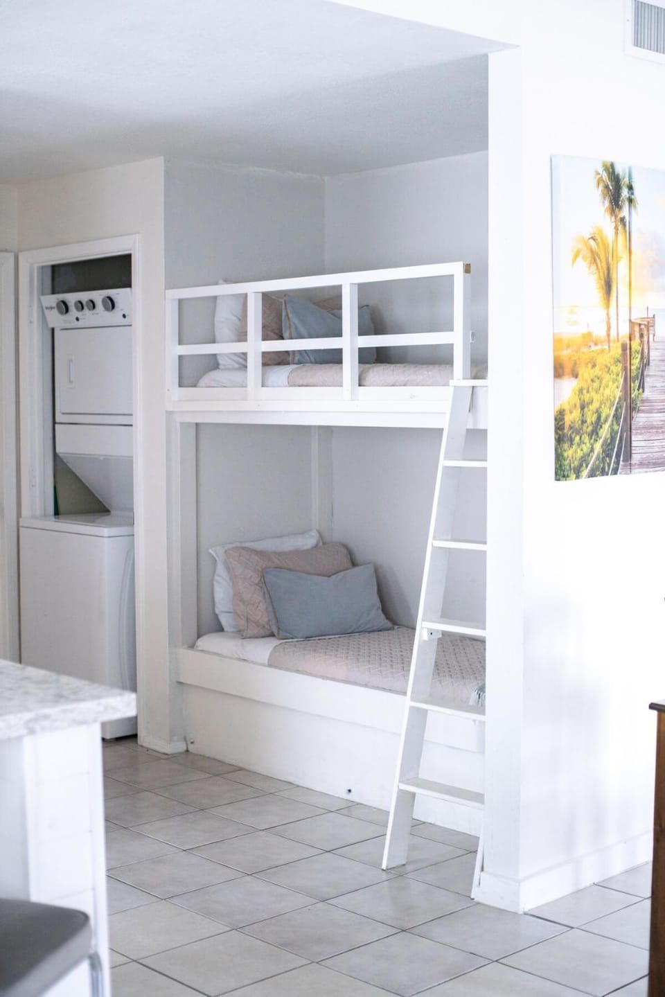 101, Ocean Side, Laundry, Desk, Backyard House in South Padre Island