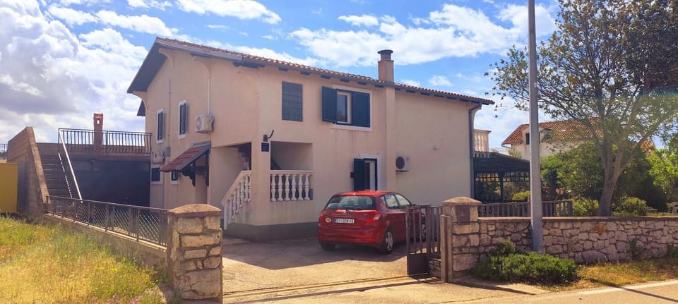 Apartman Tonci 2 Apartment in Šibenik-Knin County, Croatia