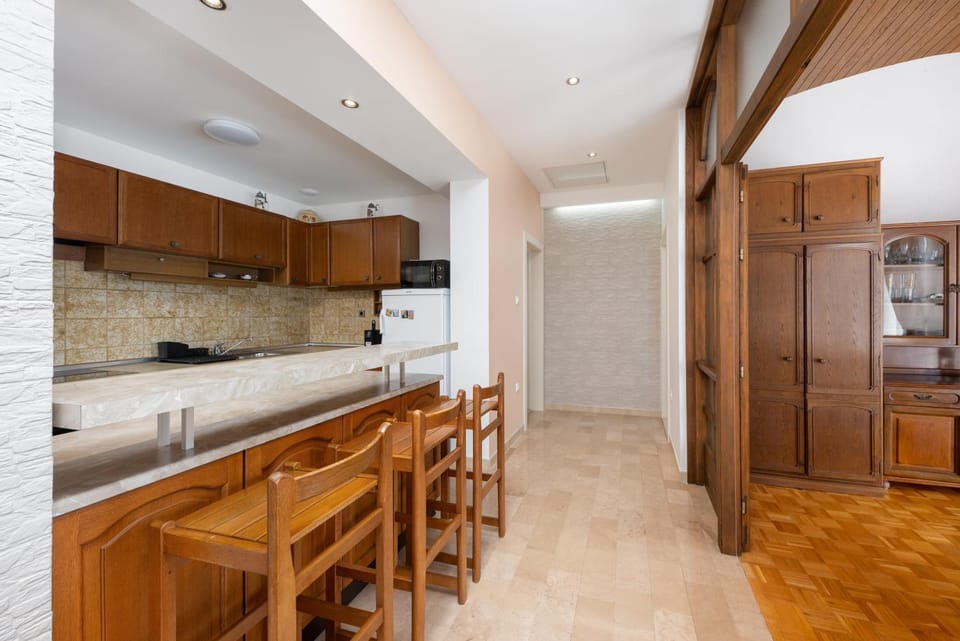 Kitchen or kitchenette, Dining area, Area and facilities