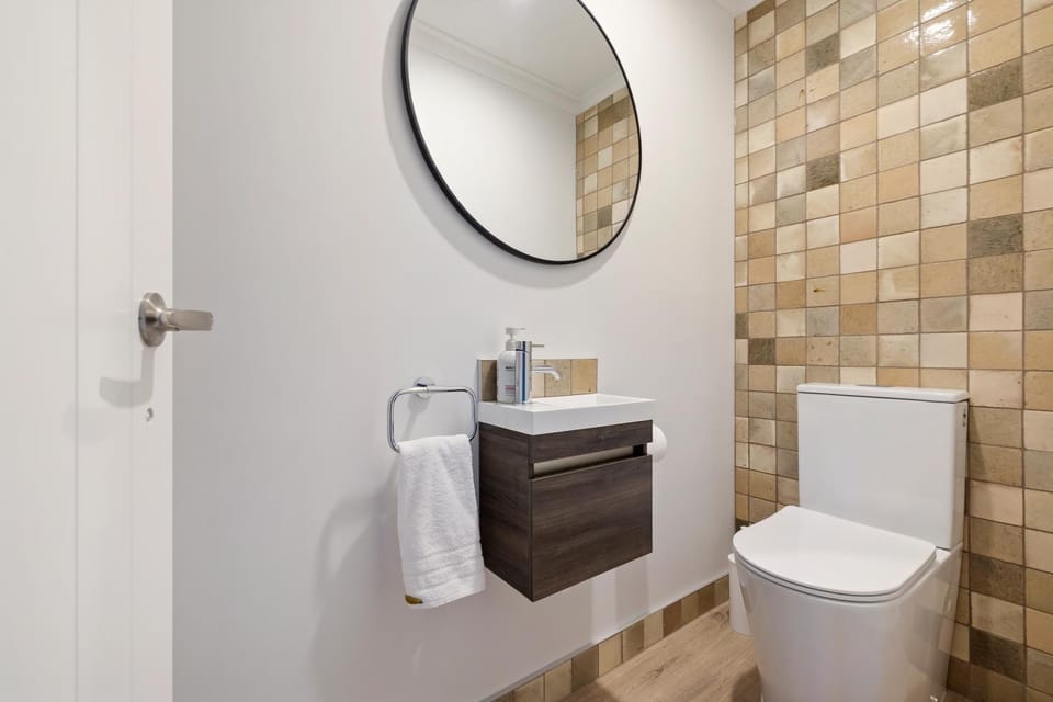 8/7 Anderson Heights Apartment in Queenstown