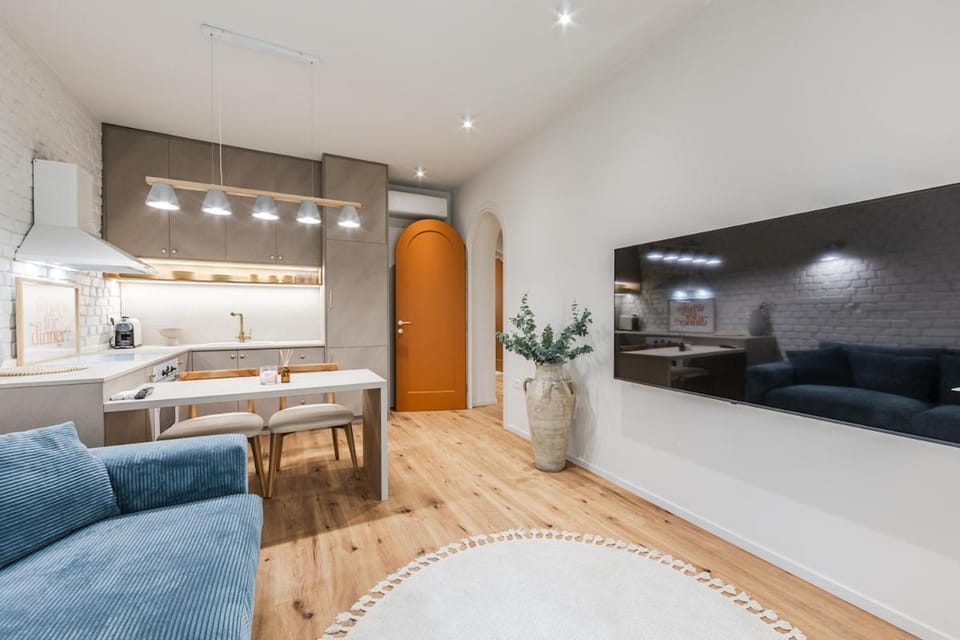 The Homey Flat Stylish 2BR City Apartment by PikHost Apartment in Tirana