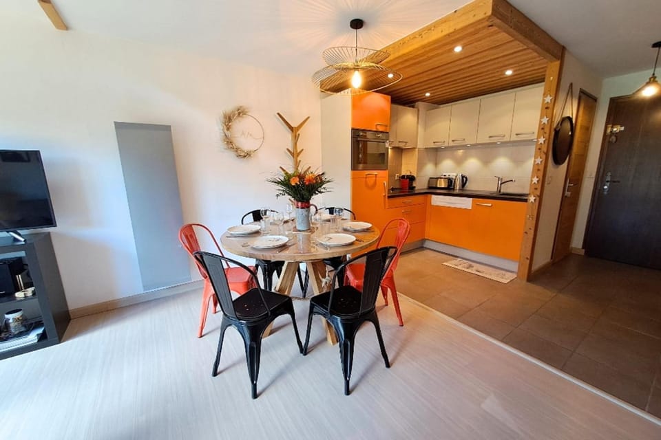 Bright apartment in the village center Apartment in Le Grand-Bornand