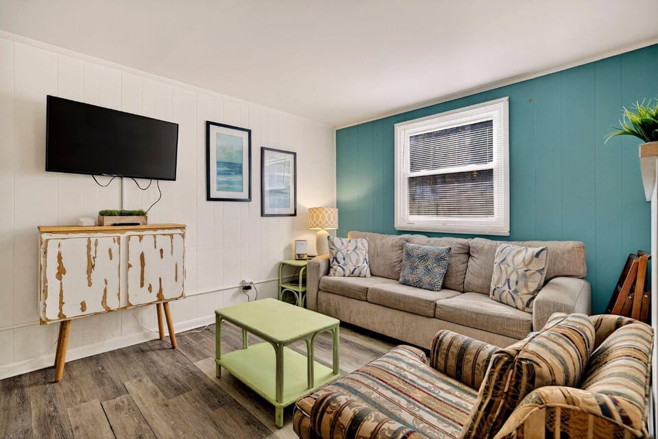 Bikini Bottom Apartment in Tybee Island