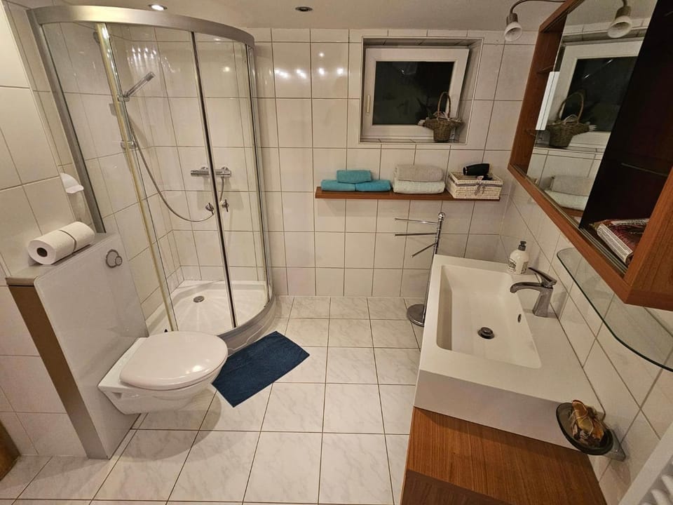 Shower, Toilet, Bathroom