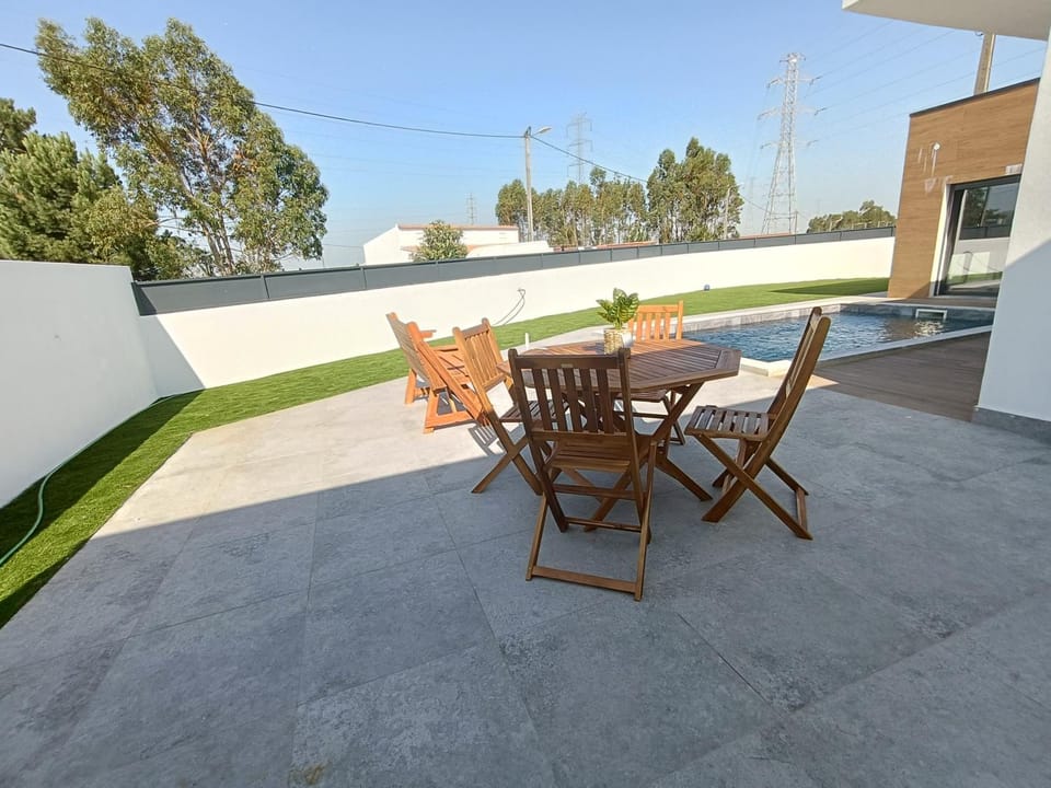 IROC Private Garden House in Setubal District