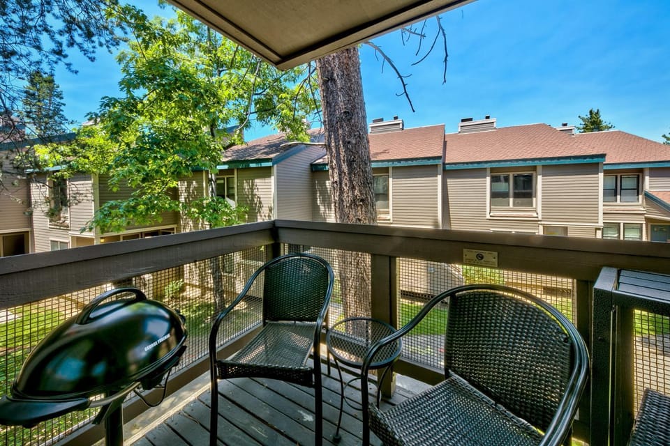 Day, Balcony/Terrace, Seating area, furniture