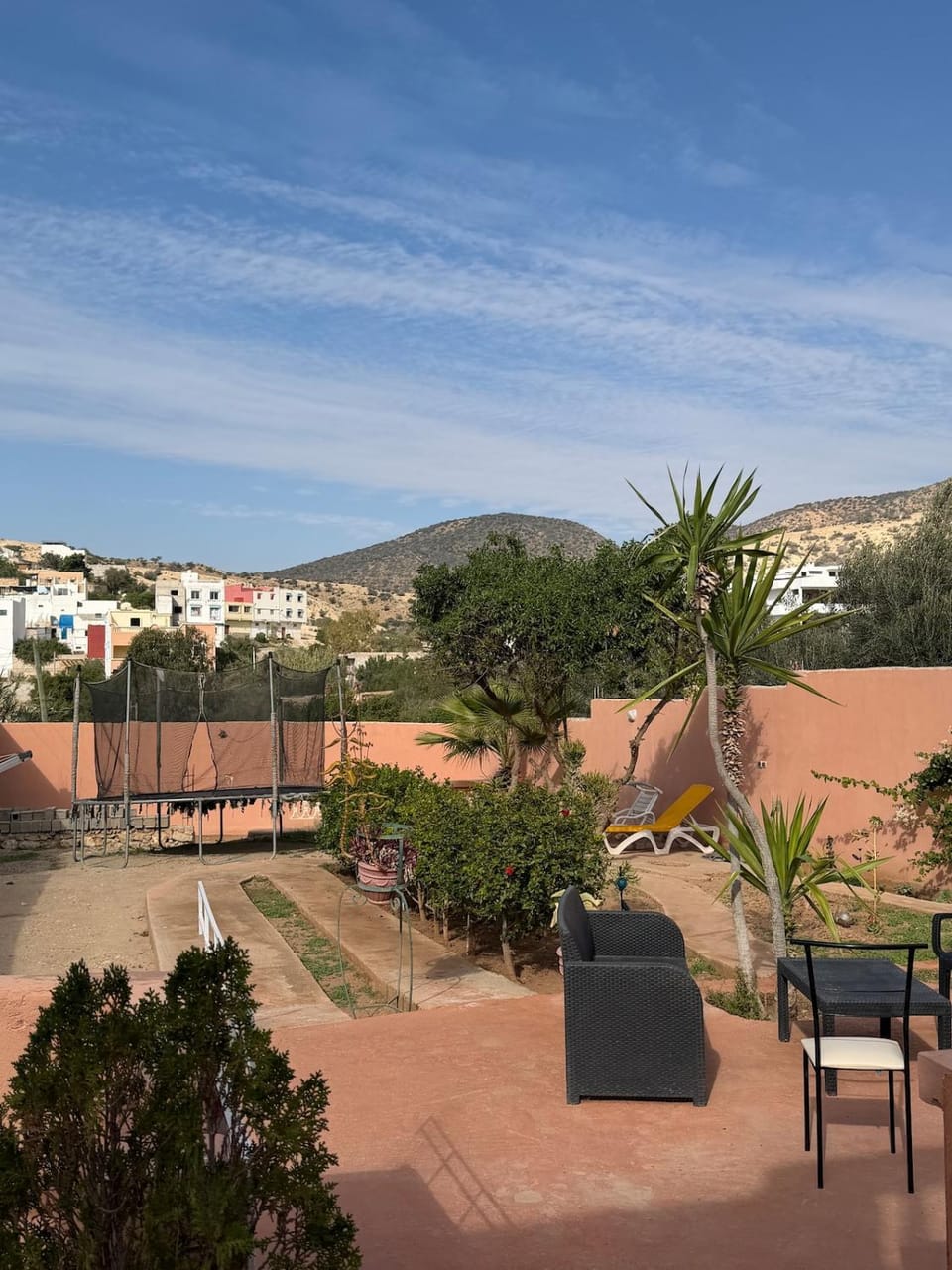 Natural landscape, Garden, Balcony/Terrace, Mountain view