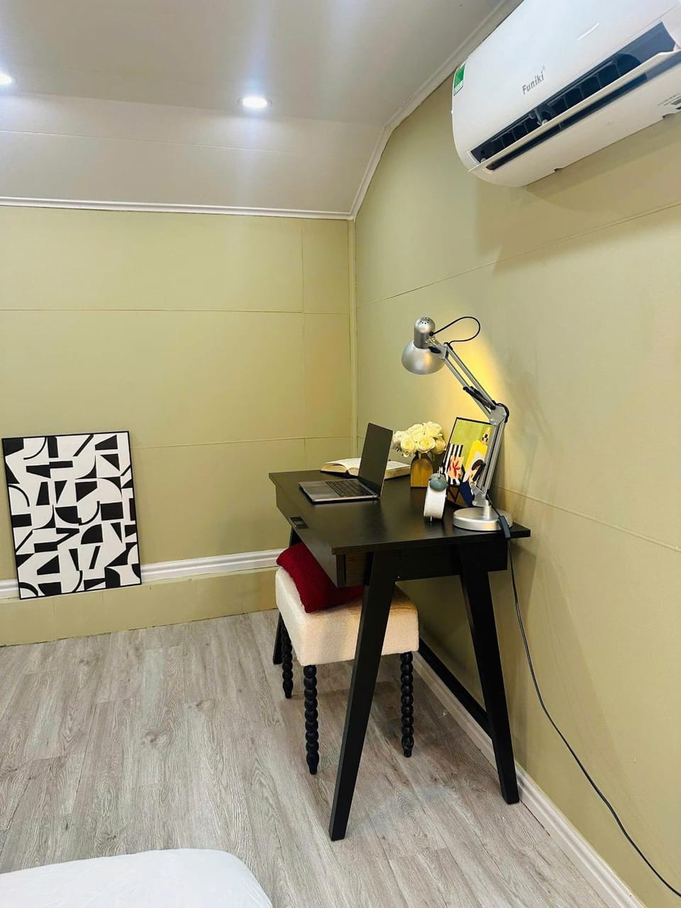 Oldquarter Homestay Ideal for Big Group Apartment in Hanoi