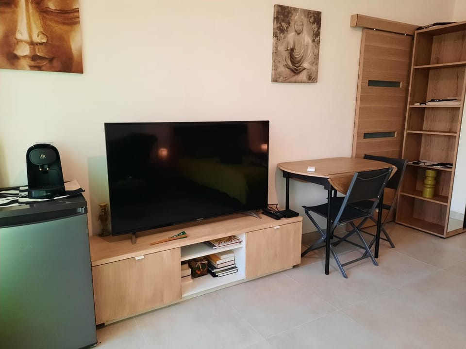 CHAMBRE D'HÔTE indépendante Apartment in Graveson