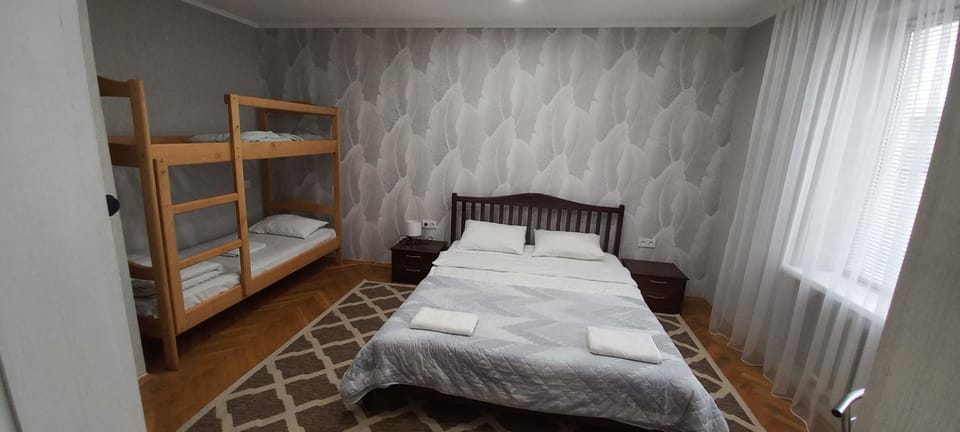 Bed, Photo of the whole room, Bedroom, bunk bed