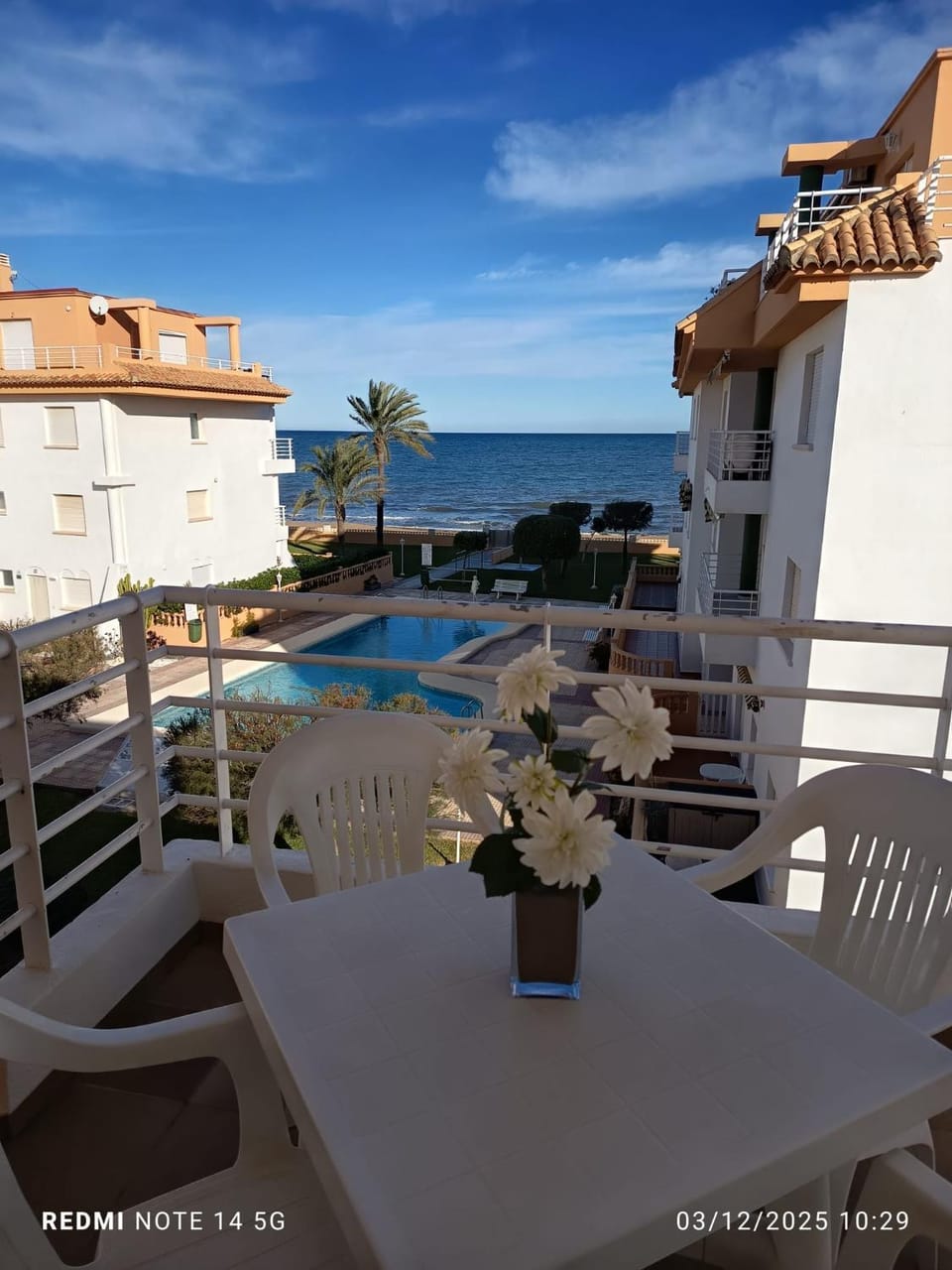 Balcony/Terrace, Pool view, Sea view