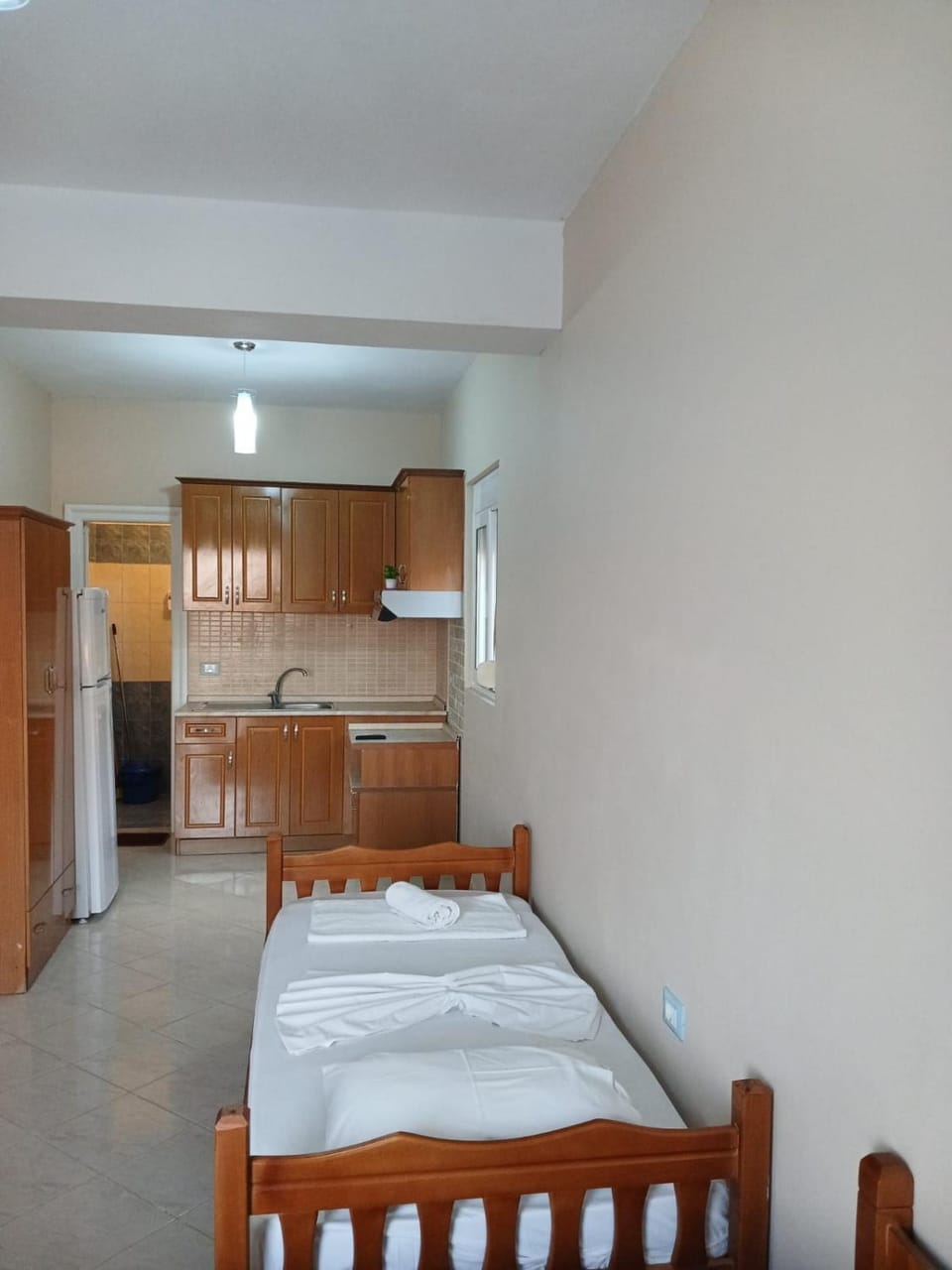 Kitchen or kitchenette, Photo of the whole room, Bedroom, minibar, oven