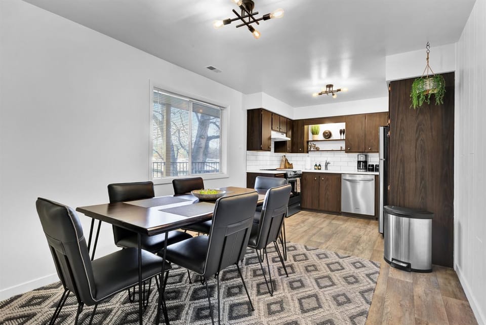 North End Nook Heart of Downtown Apartment in Boise