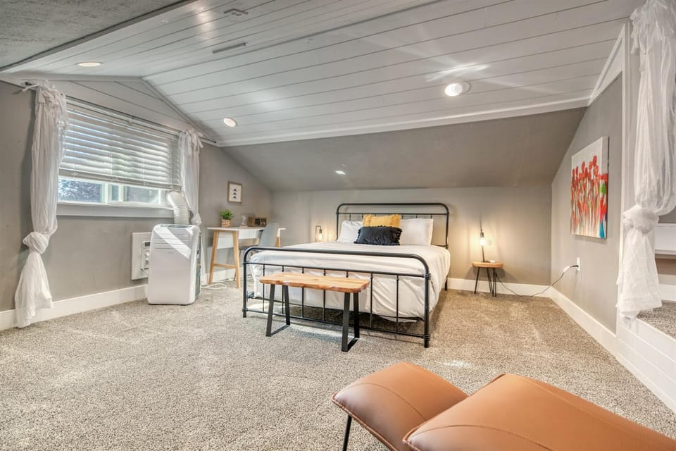 Ray of Sunshine Remodeled in Boise House in Garden City