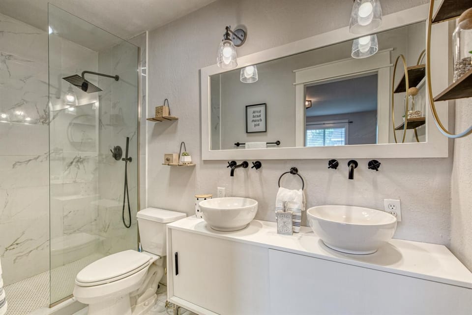Ray of Sunshine Remodeled in Boise House in Garden City
