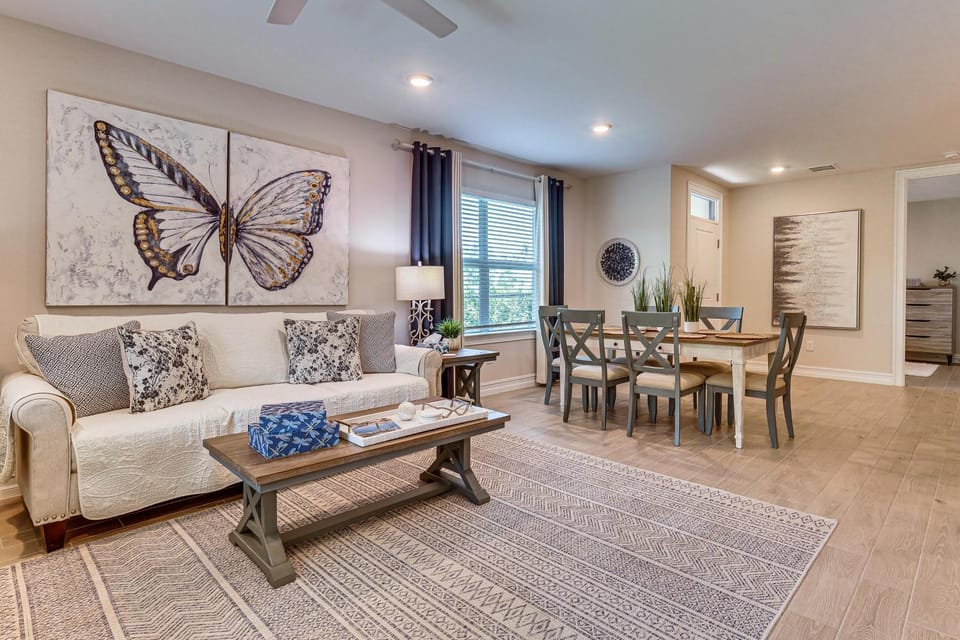Work & Play! Home w/ Modern Comfort in Estero House in Estero