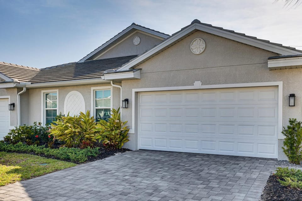 Work & Play! Home w/ Modern Comfort in Estero House in Estero