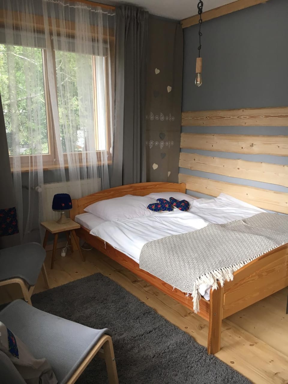 Bed, Photo of the whole room