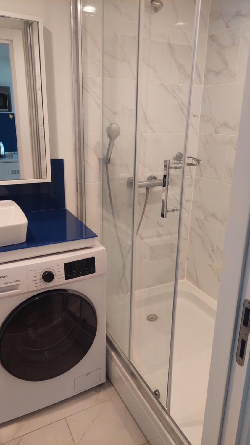 Orbis Sea View Apartment in Batumi