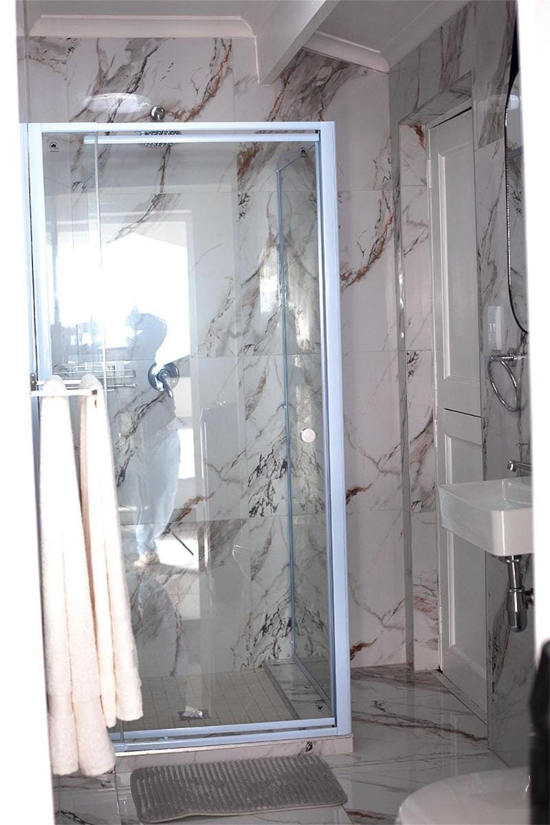 75 on Van Der Stel Apartment in Cape Town