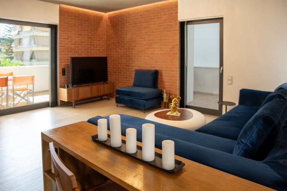 Varkiza Gallery Suite by Firs Class Properties Apartment in Decentralized Administration of Attica