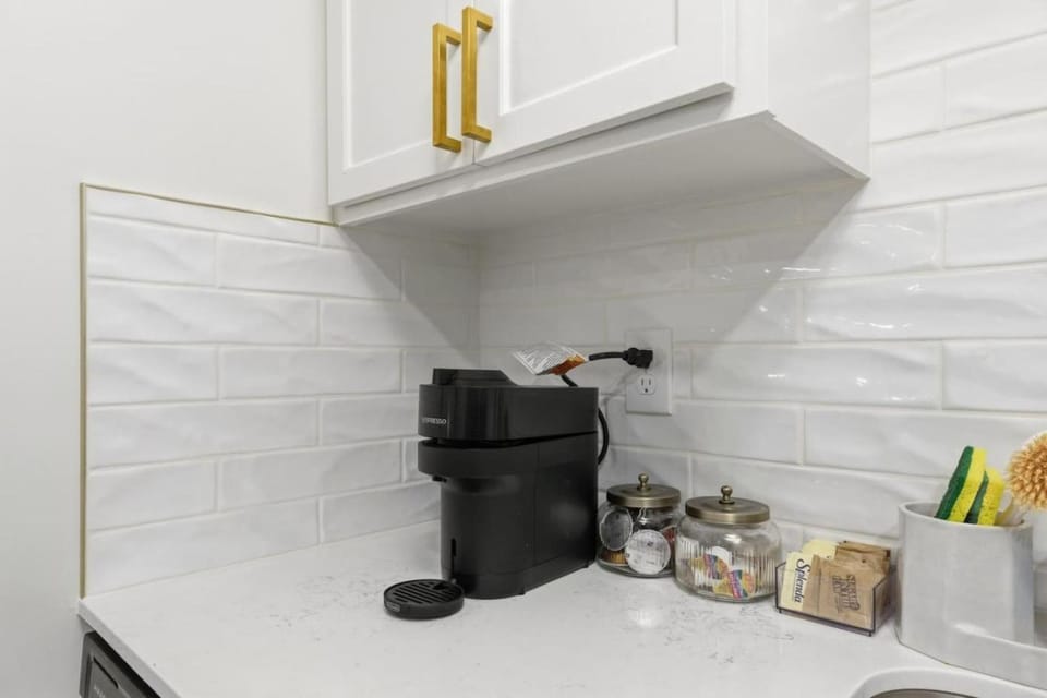 Coffee/tea facilities, Kitchen or kitchenette