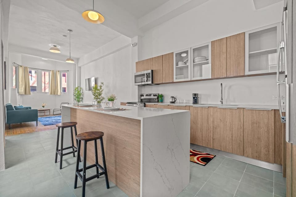 Kitchen or kitchenette, Dining area, dishwasher, minibar, pet friendly, stove