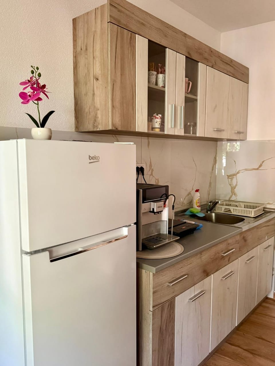 Kitchen or kitchenette, kitchen, kitchen