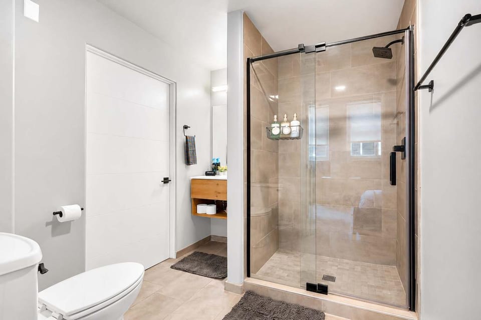 Modern Tulsa Stay Near BOK Balcony Gym Access Pet-Friendly Apartment in Tulsa