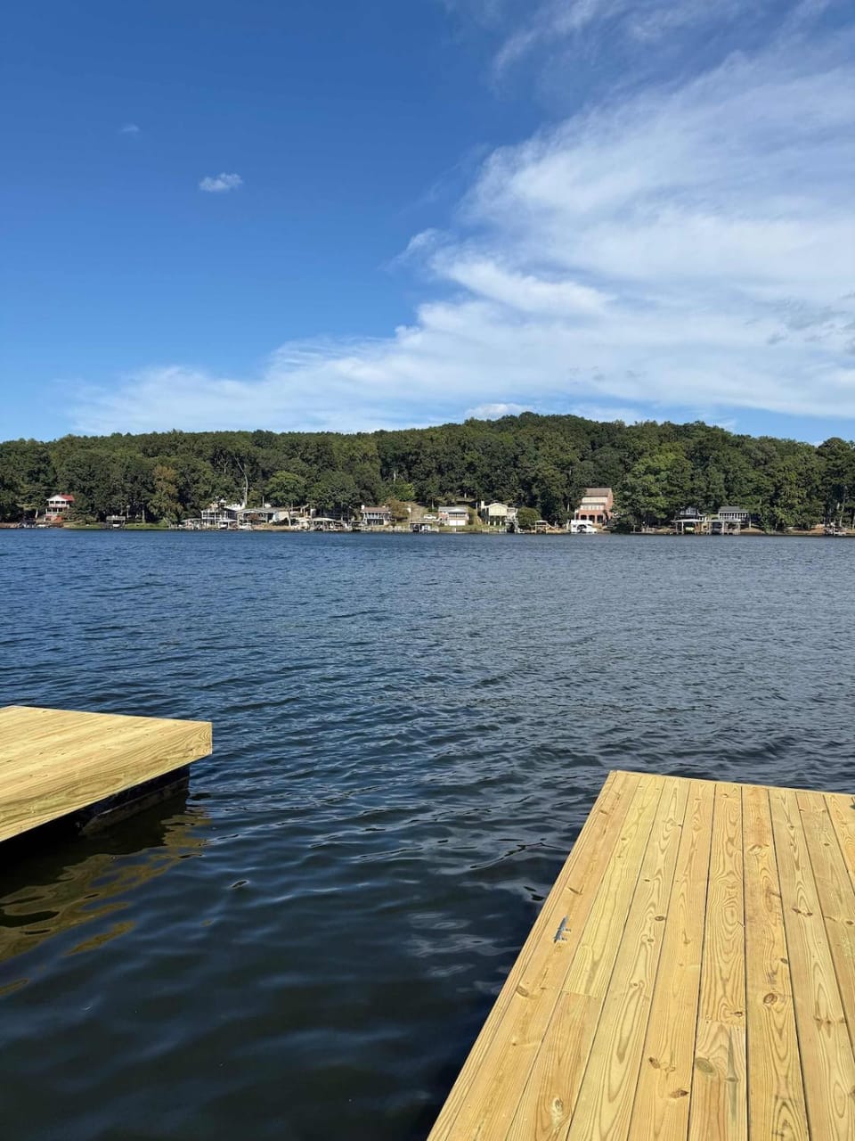 Endless Sunday l Sleeps 20 l Lakefront House in Badin Lake