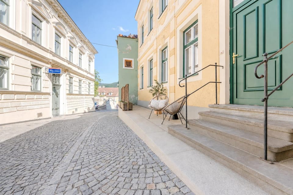 Property building, Street view