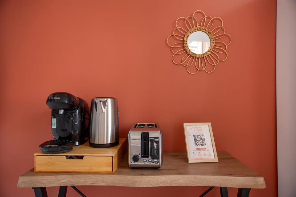 Coffee/tea facilities