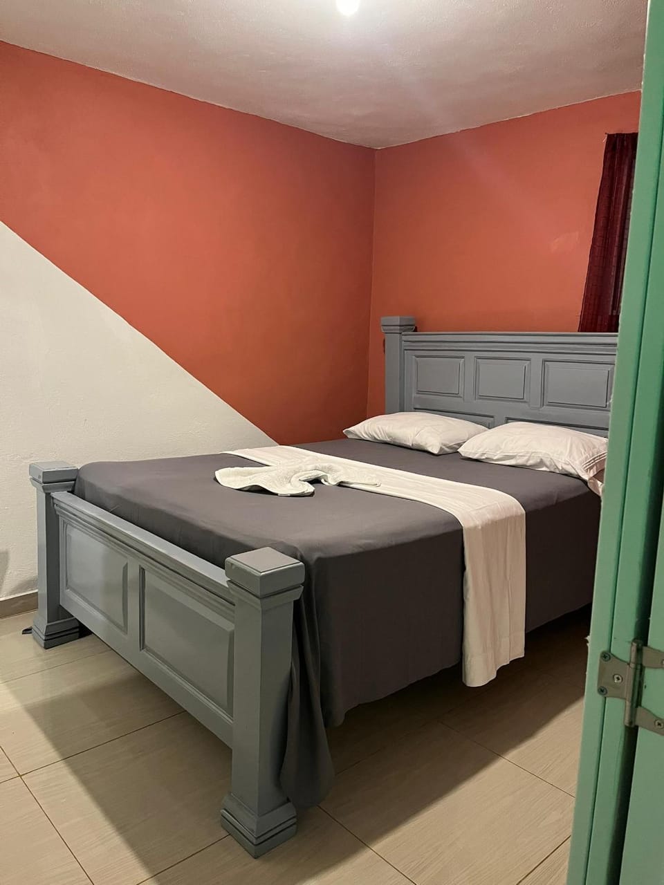BAYO HOTEl Hotel in Vaudreuil