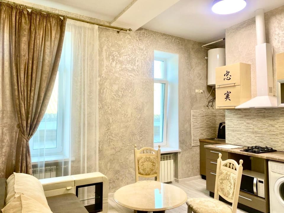 Audrey Hepburn on Historical center Apartment in Odessa
