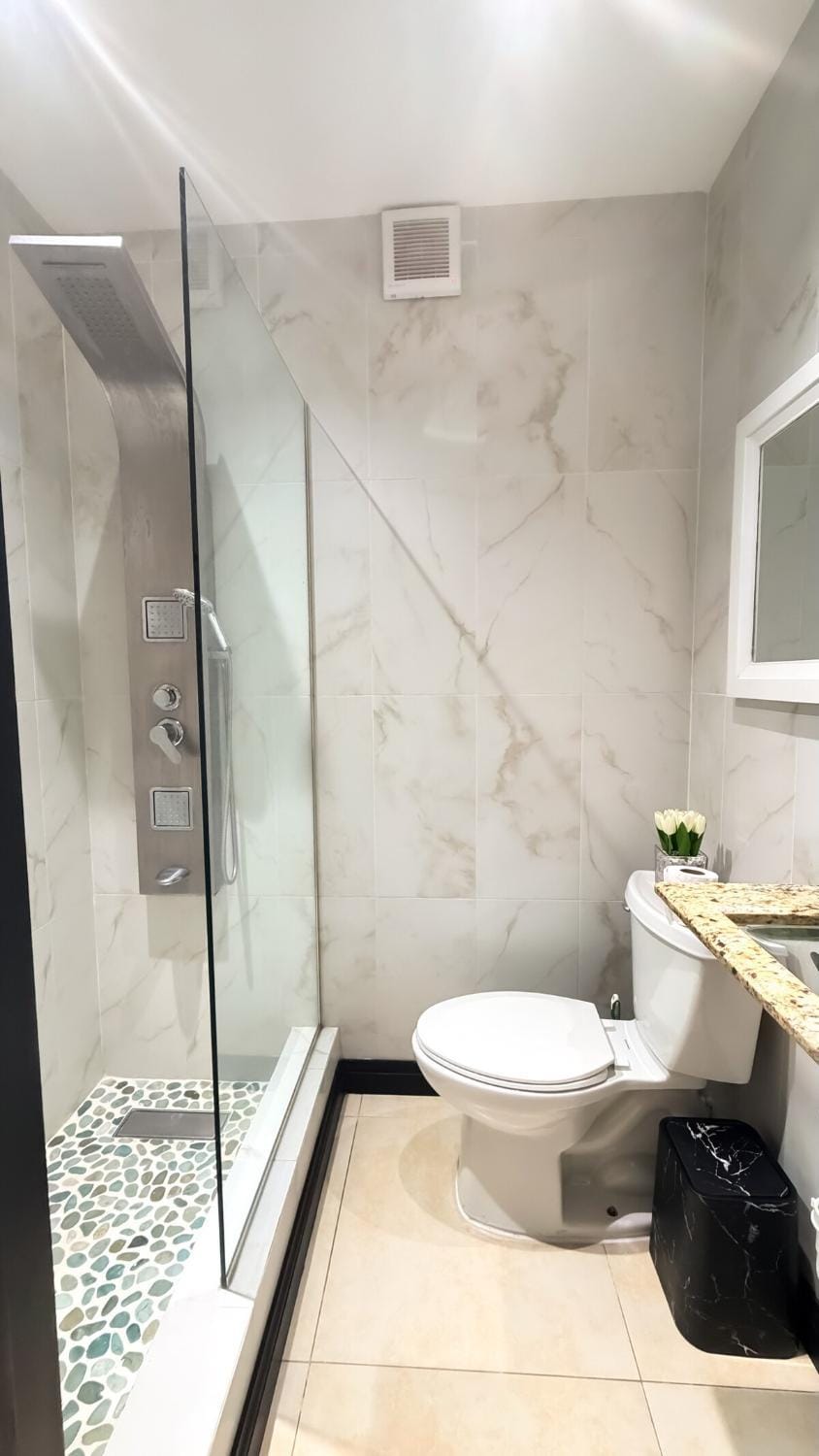 The Luxx Theory Apartment in Kingston