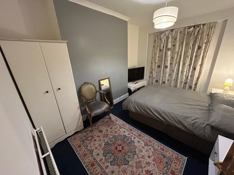 Room in Hackney Apartment in London Borough of Hackney